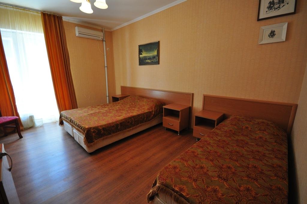 Гостиница Бретань Сукко